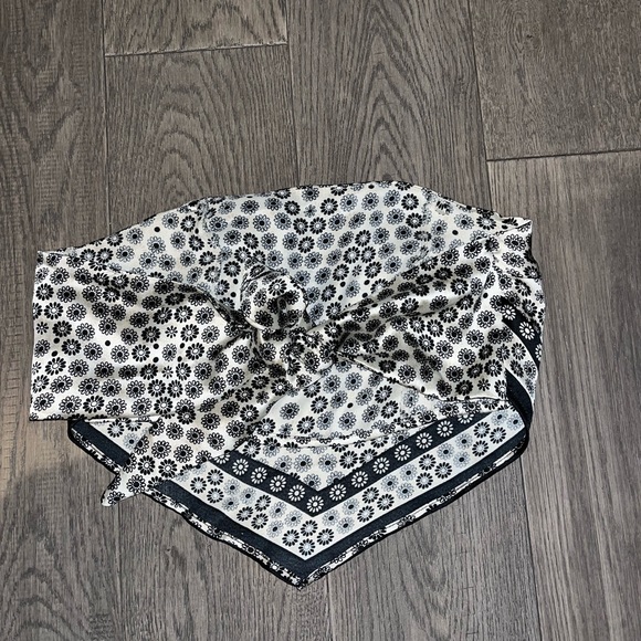 Garage Satin Top - Picture 4 of 5